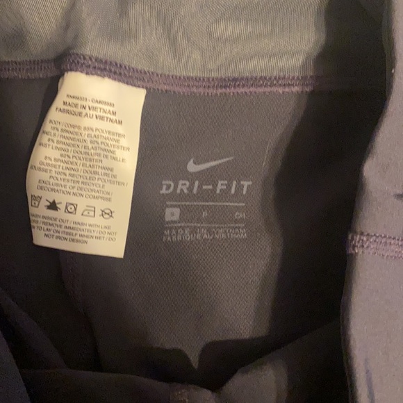 Nike spandex leggings - Picture 2 of 3